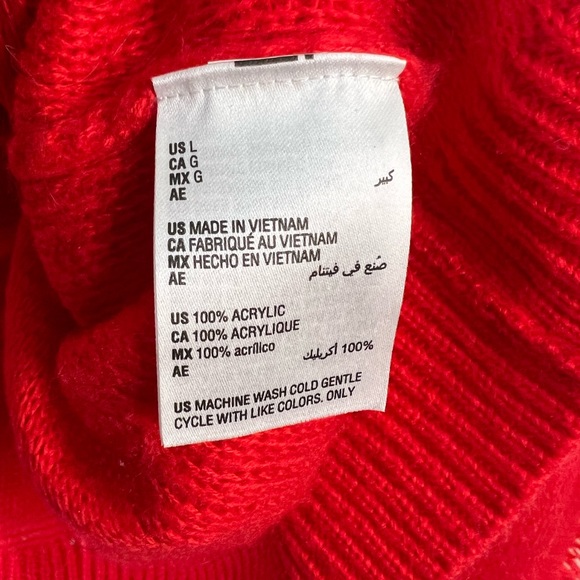 Bar III Red Fringe Sweater, Large - Picture 5 of 6